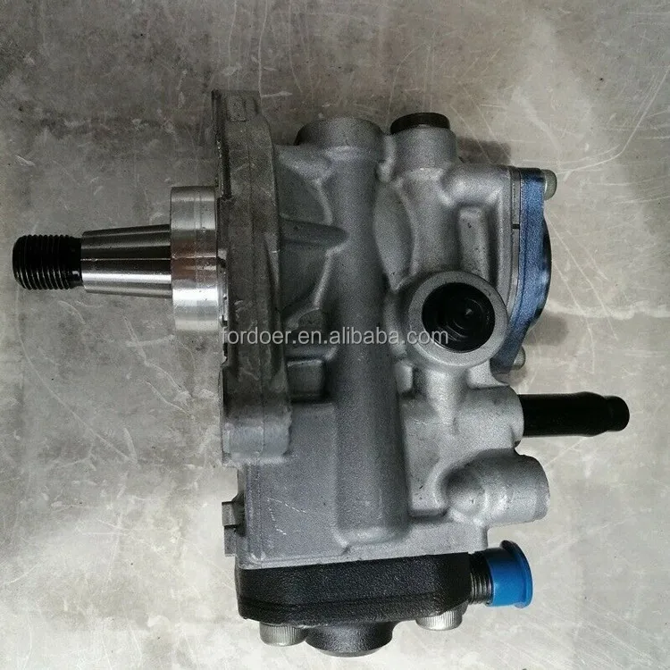 Fuel Injection Oil Pump 22100E0025 for Diesel Engines