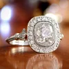 F785 white gold
