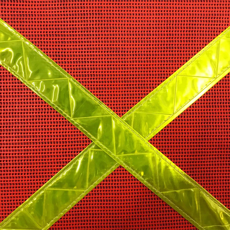 超大车辆黄色/红色安全旗,带反光黄色十字旗和卡车用橡胶条