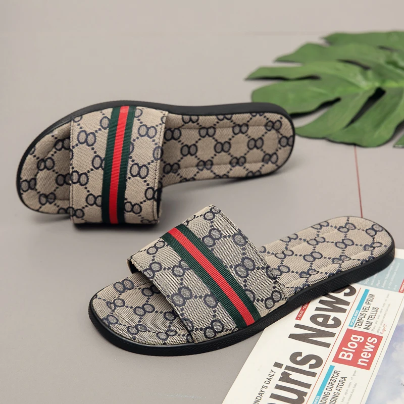 Summer New Custom Designer Comfy Fashionable Leather Slippers For Men ...