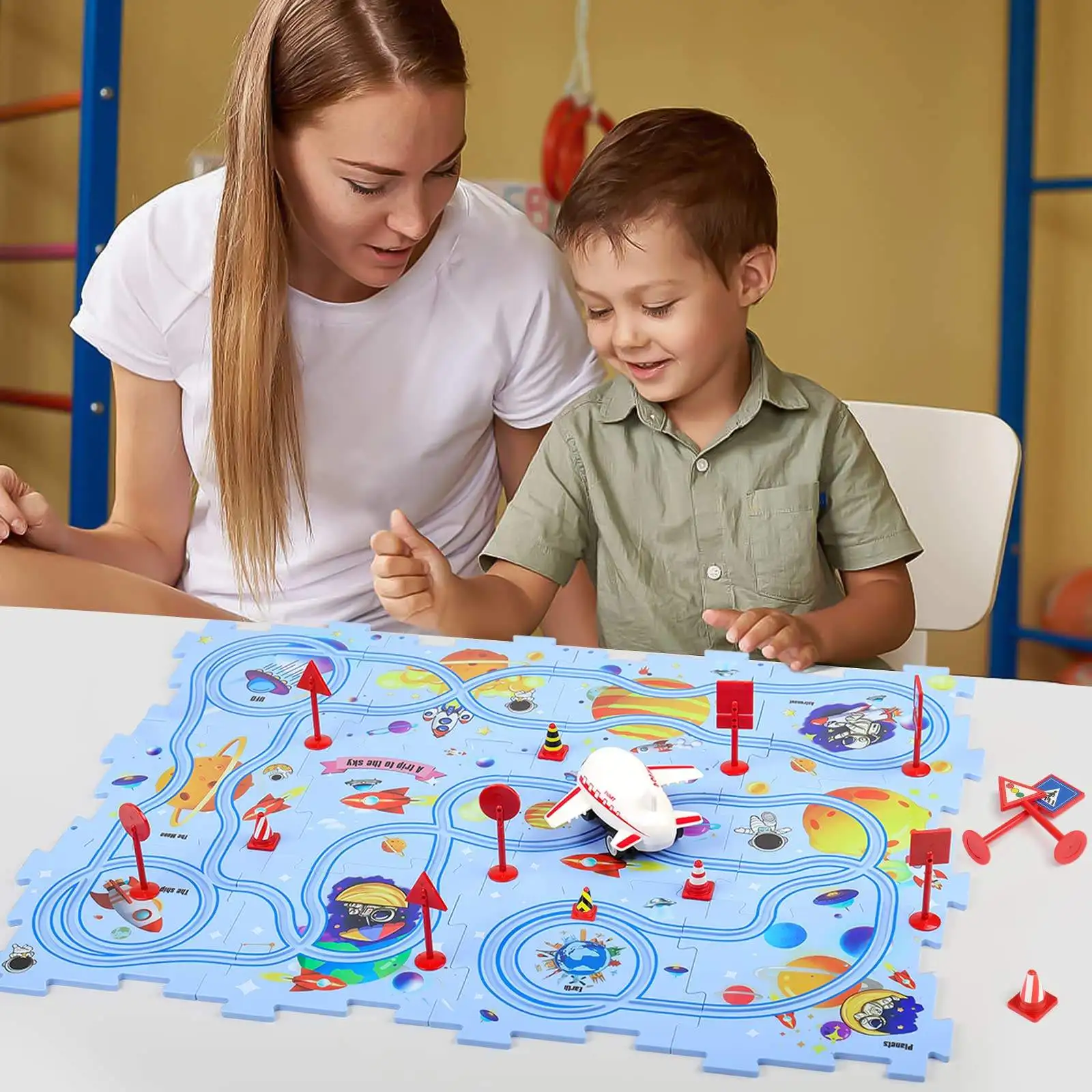 Diy Puzzle Tracks Electric Slot Train Toys Puzzle Track Vehicle Set Educational Toys Battery Operated Car Track Toy for Kids