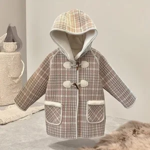 Customized Waterproof Breathable Pink Plaid Hoodie for Girls Warm Long Sleeve Coat for Autumn Winter Casual Printed Zipper