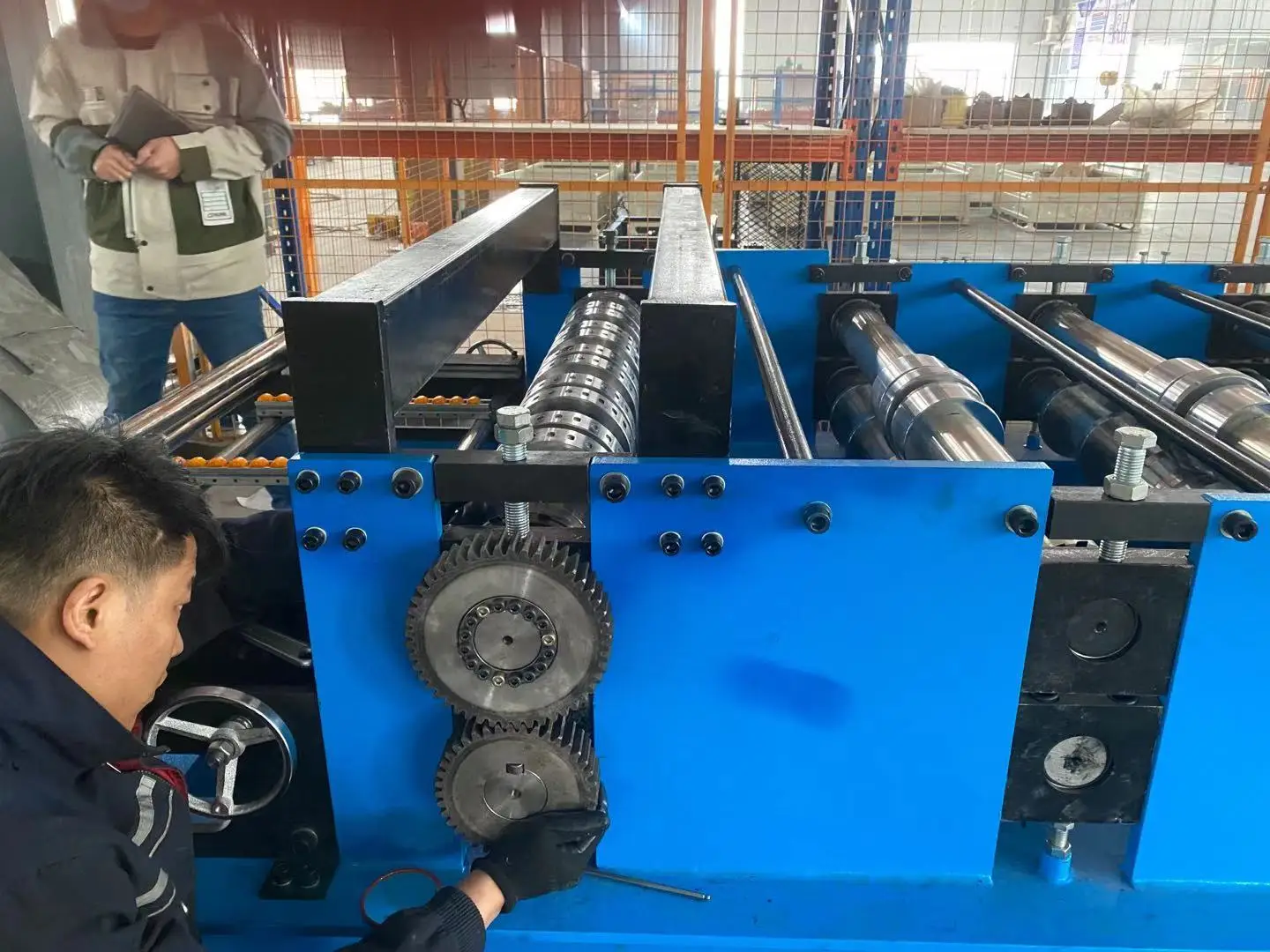 Automatic galvanized steel decking rolling forming machine manufacturer  
