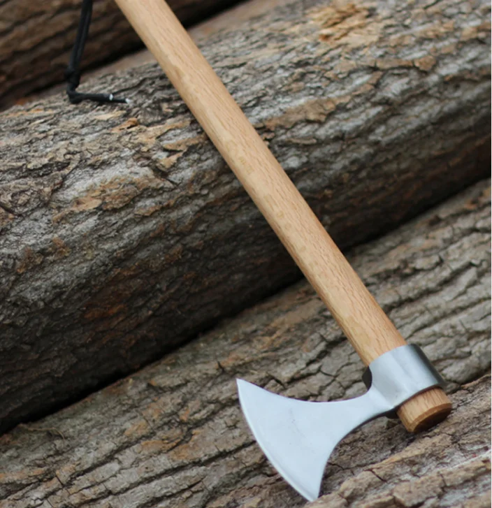 Hache viking en acier damassé faite à la main Gmtools, hachette tactique à barbe, haches doubles de survie - Chine Viking Ax, Tomahawk Ax