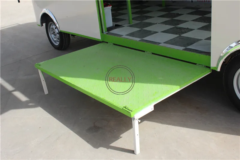 Oem Fruit Vegetable Salad Ice Cream Cart Mobile Food Vending Van Customized Electric Food Trucks