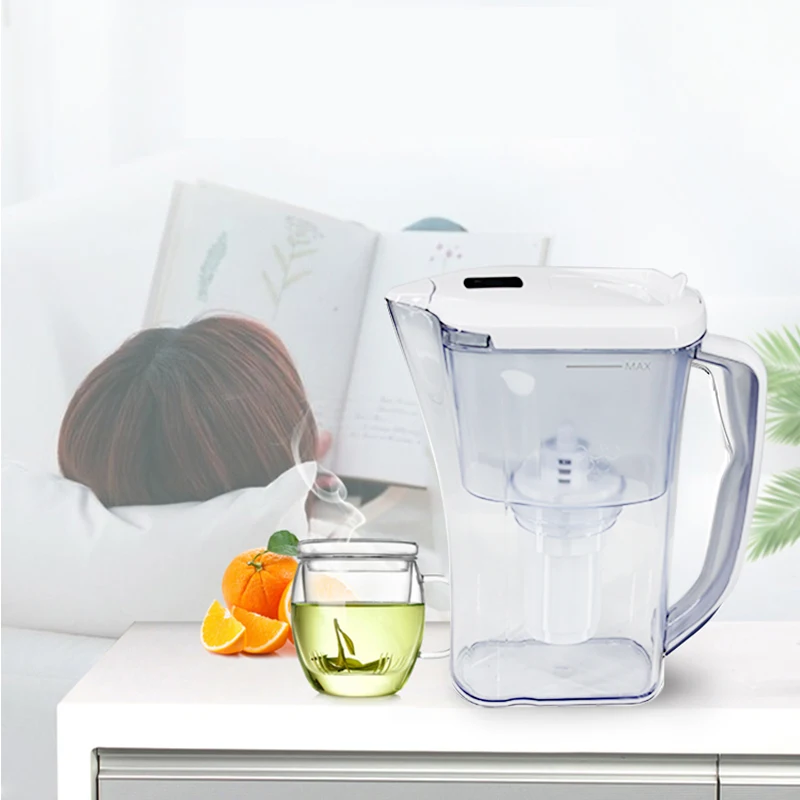 Large Water Filter Pitcher for Tap Water Filter with Smart Light Filter Change Remind Water Kettles