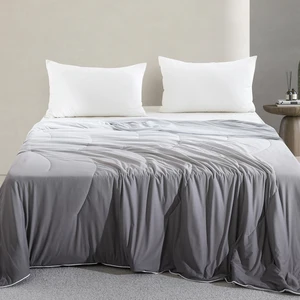 Luxury Custom Quilted Plaid Lightweight Breathable OEKO-TEX Certified Hypoallergenic Comforter Blanket Cover Summer Hotel