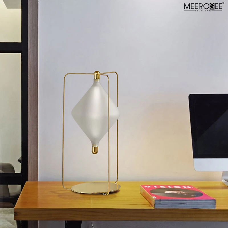 Meerosee  Hot Selling wholesale Cheap Table Light gold bases glass modern bedside led table lamp MD86755