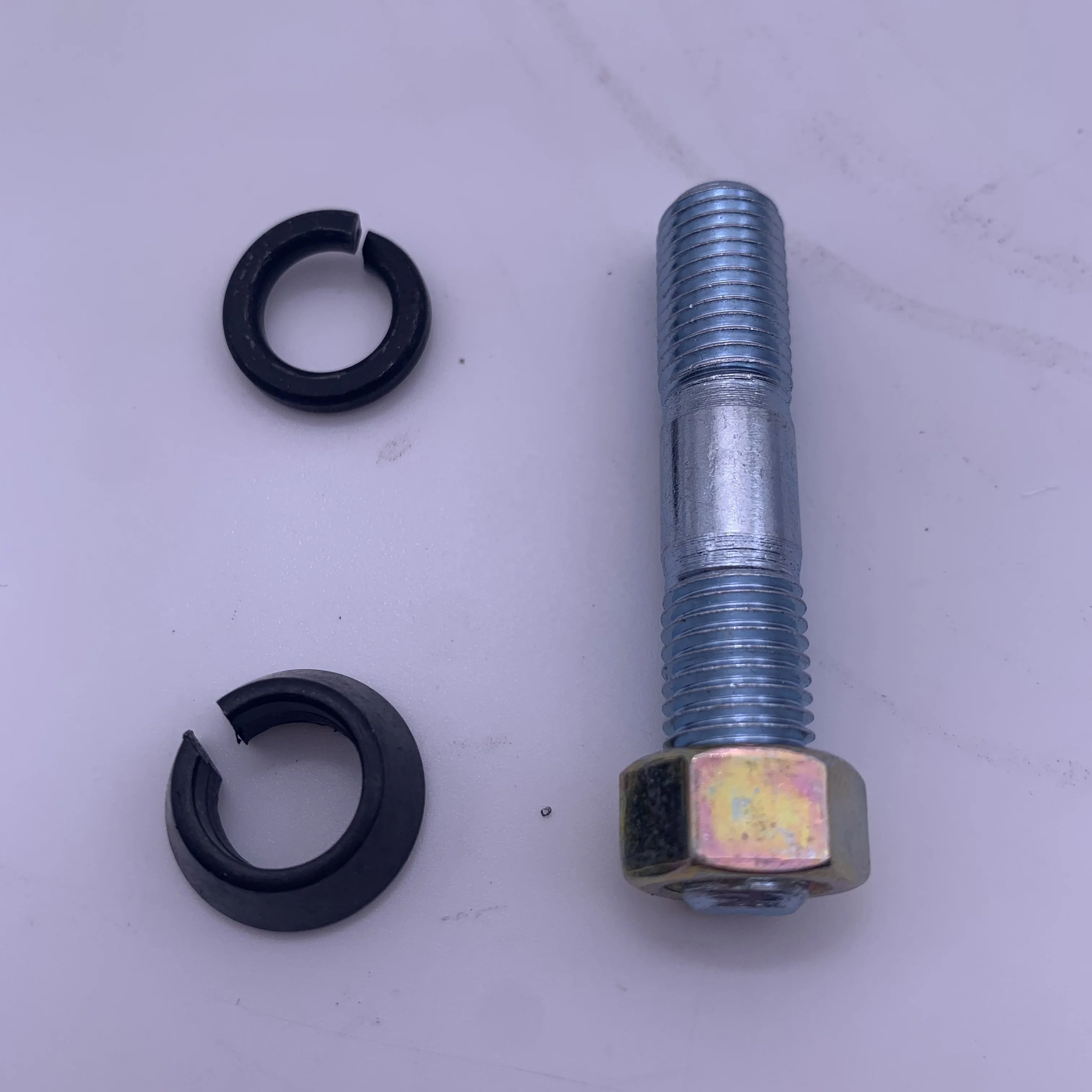 トヨタ ランドクルーザー用新品ステアリングセットボルトスタッド90126