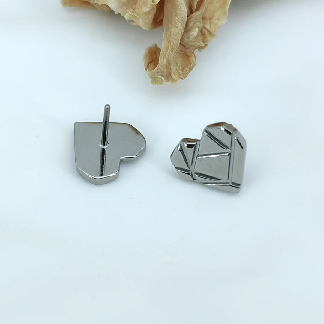 Calendo New Style Astm F136 Titanium High Polished Heart Threadless Cartilage Lobe Earring End