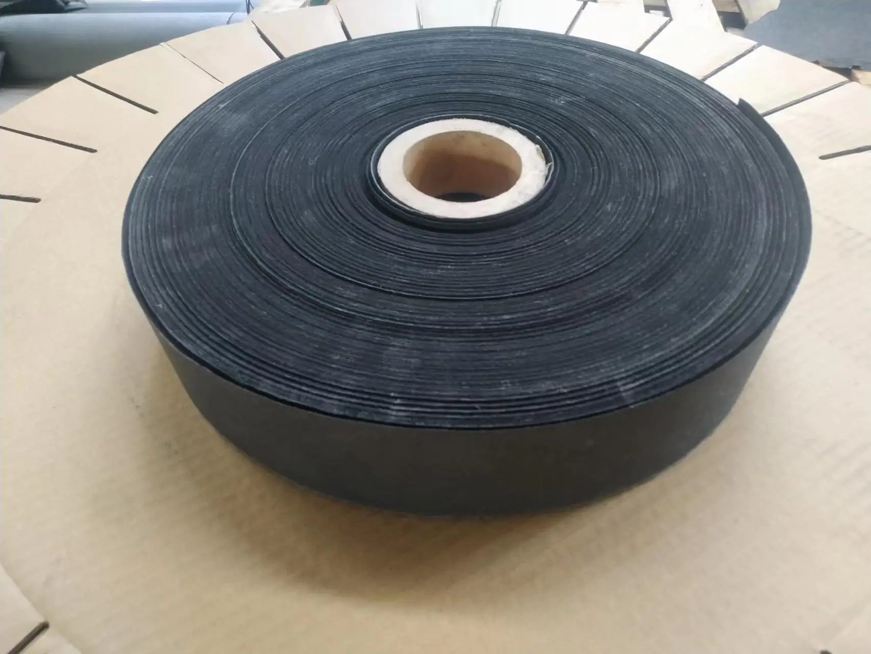2024 Stylish Most Popular Black Roll Activated Carbon Filter Paper