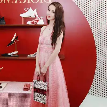 2024 summer new Yang Ying angelababy star with wave dot strap dress manufacturers on behalf of the hair