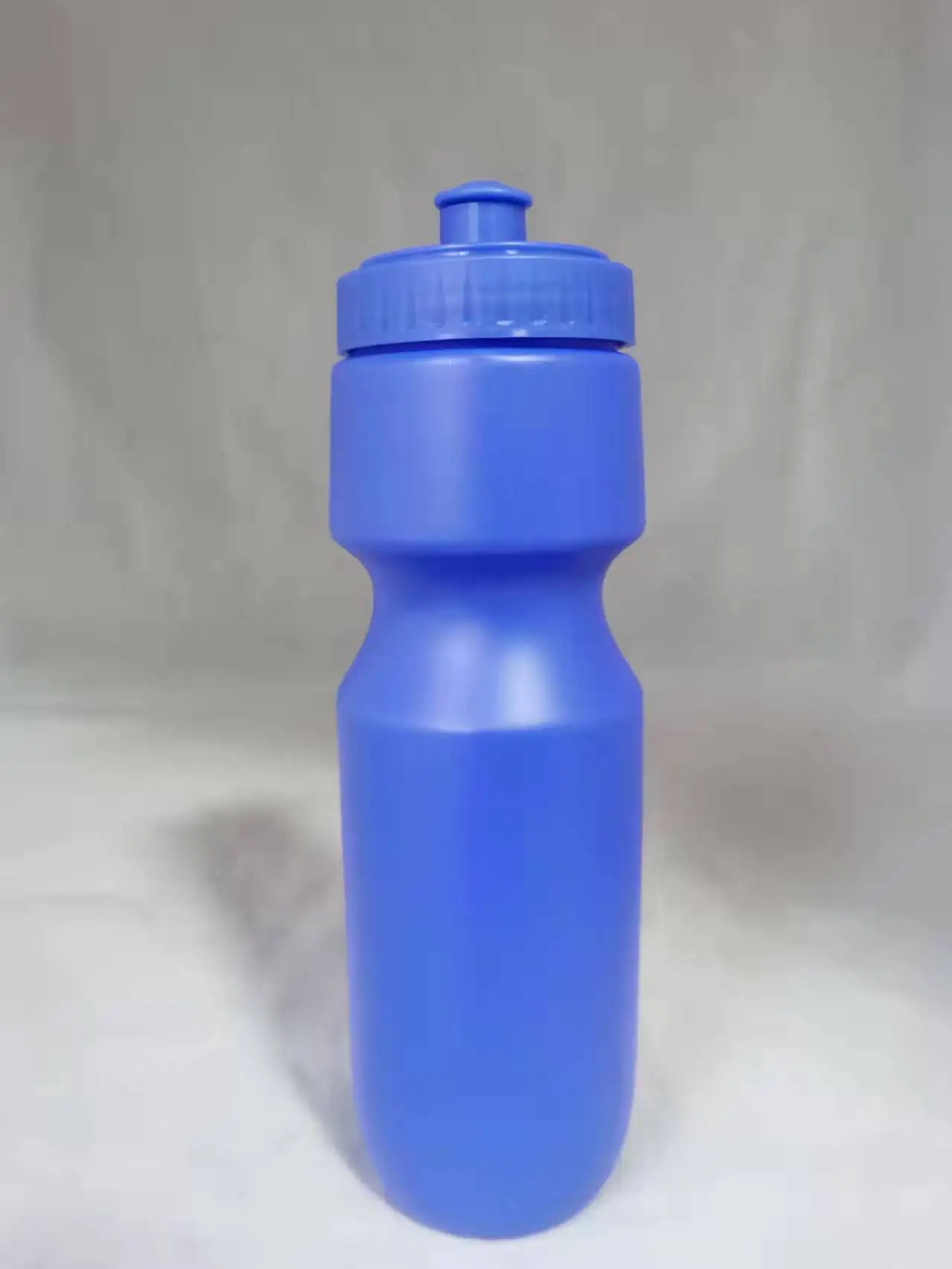 700ml Plastic Sports Squeeze Water Bottle Insulated Bicycle Water