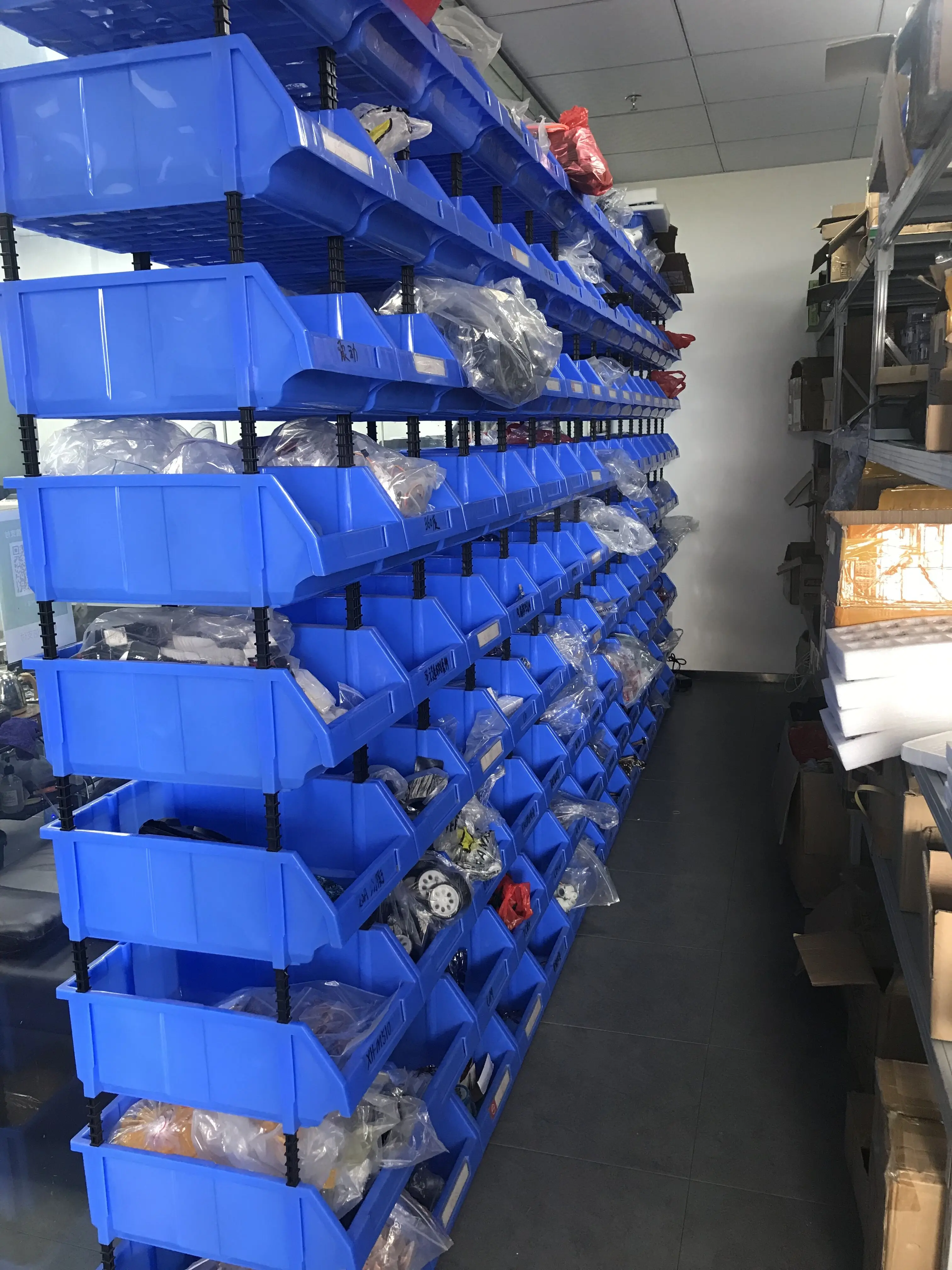 Shenzhen Aiconnecting Electronic Co., Ltd. 2