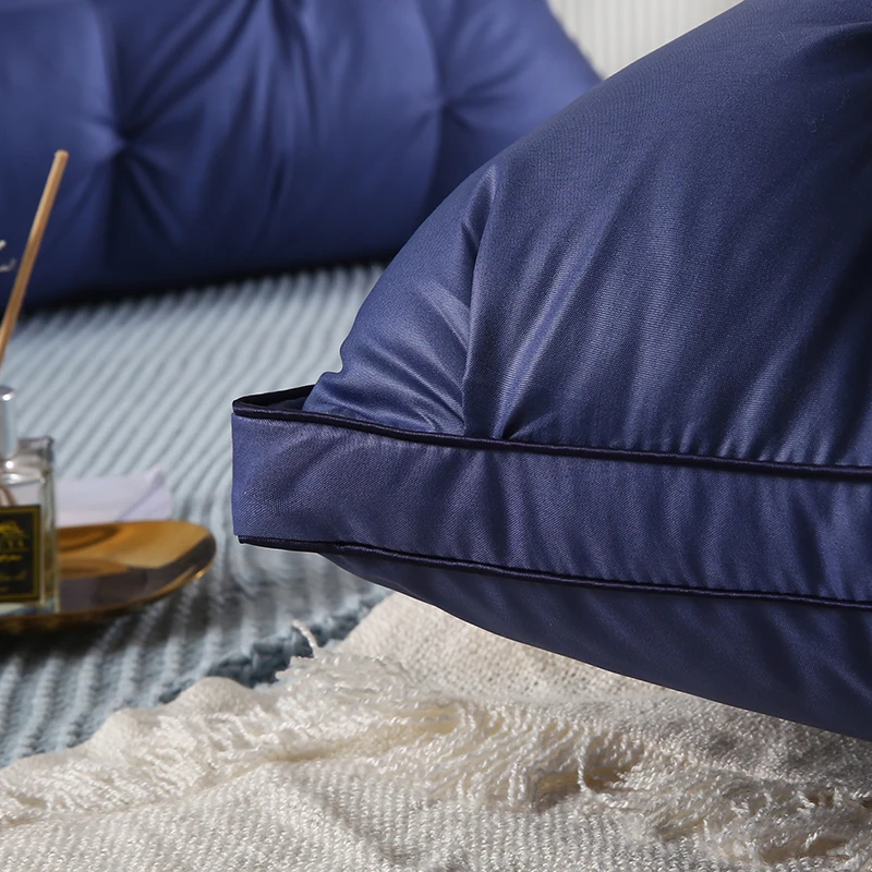 Hilton Hotel Luxury Threedimensional Quilted Cervical Pillows For