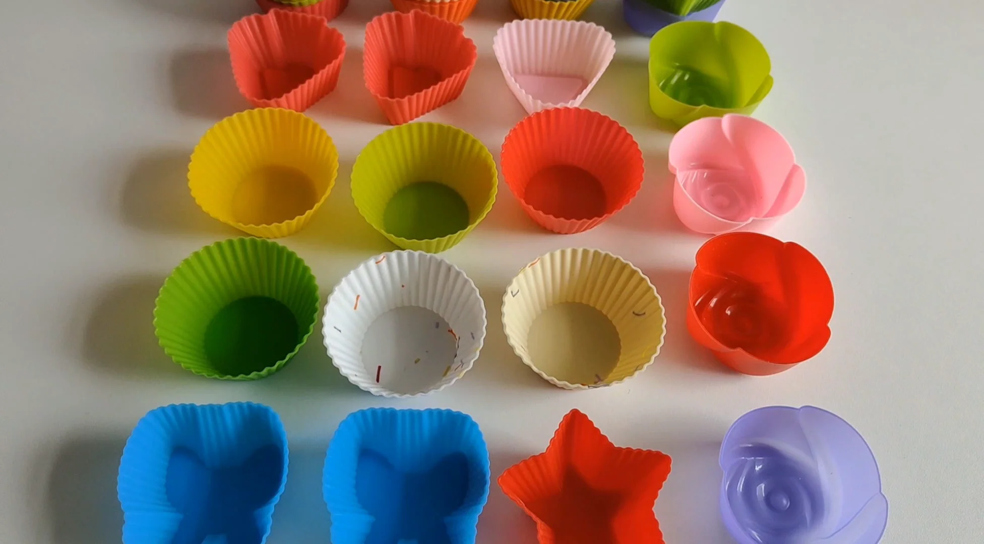 Houkiper 12pcs Silicone Mold Silicone Cake Mold Muffin Baking Nonstick And Heat Resistant Reusable Silicone Cake