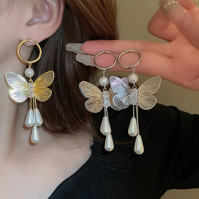 Silver Needle Light Luxury High Grade Butterfly Pearl Tassel American Elegant Fashion wholesale Stud Earrings for Women