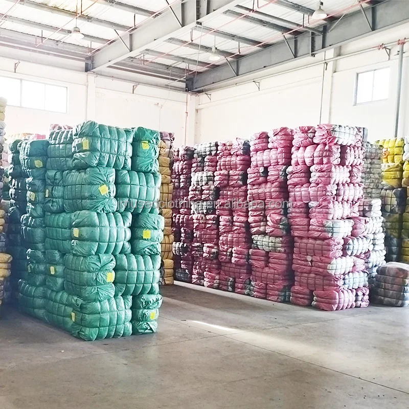 Fabbrica originale all'ingrosso cartone animato usato giocattoli giappone  balle di seconda mano giocattoli di peluche per bambini bambini del bambino