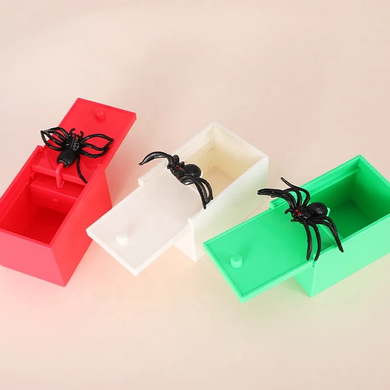2 Stück Realistische Kunststoff-Spinnen – Gruselige Streichfiguren Für Halloween & Scherze