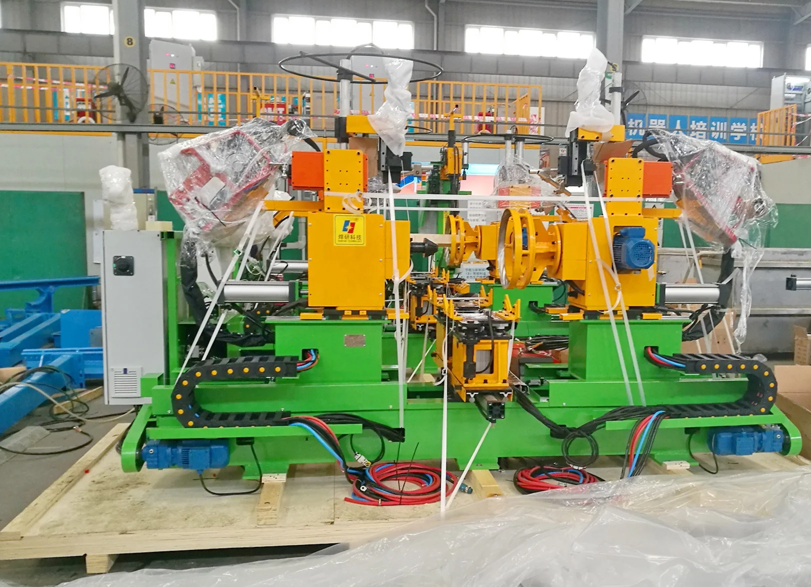 Automatic MAG Welding Machine of Heat Pump Water Heater Inner tank
