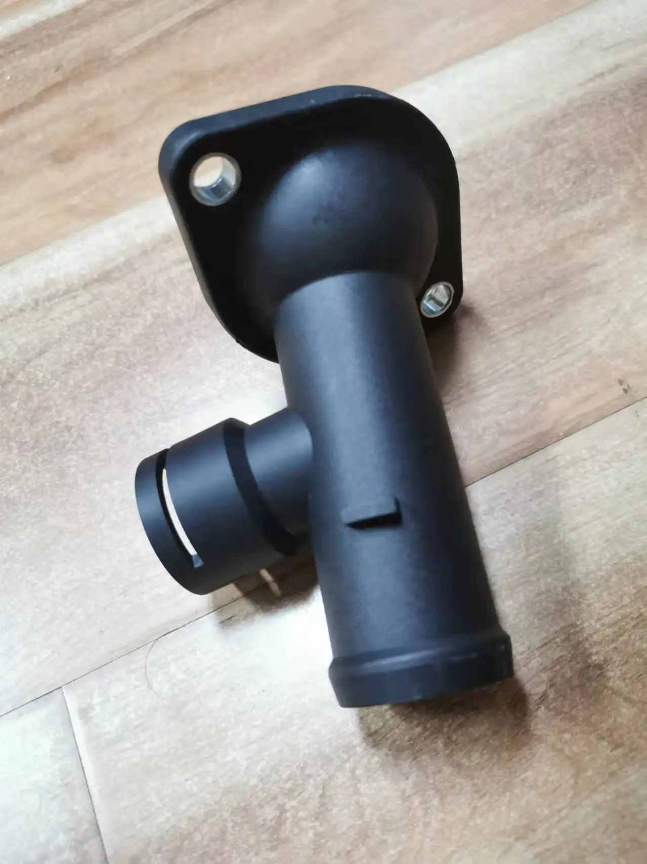 Thermostat Housing Fits Audis A3 Seats Alteas Skodas Octavias Vw