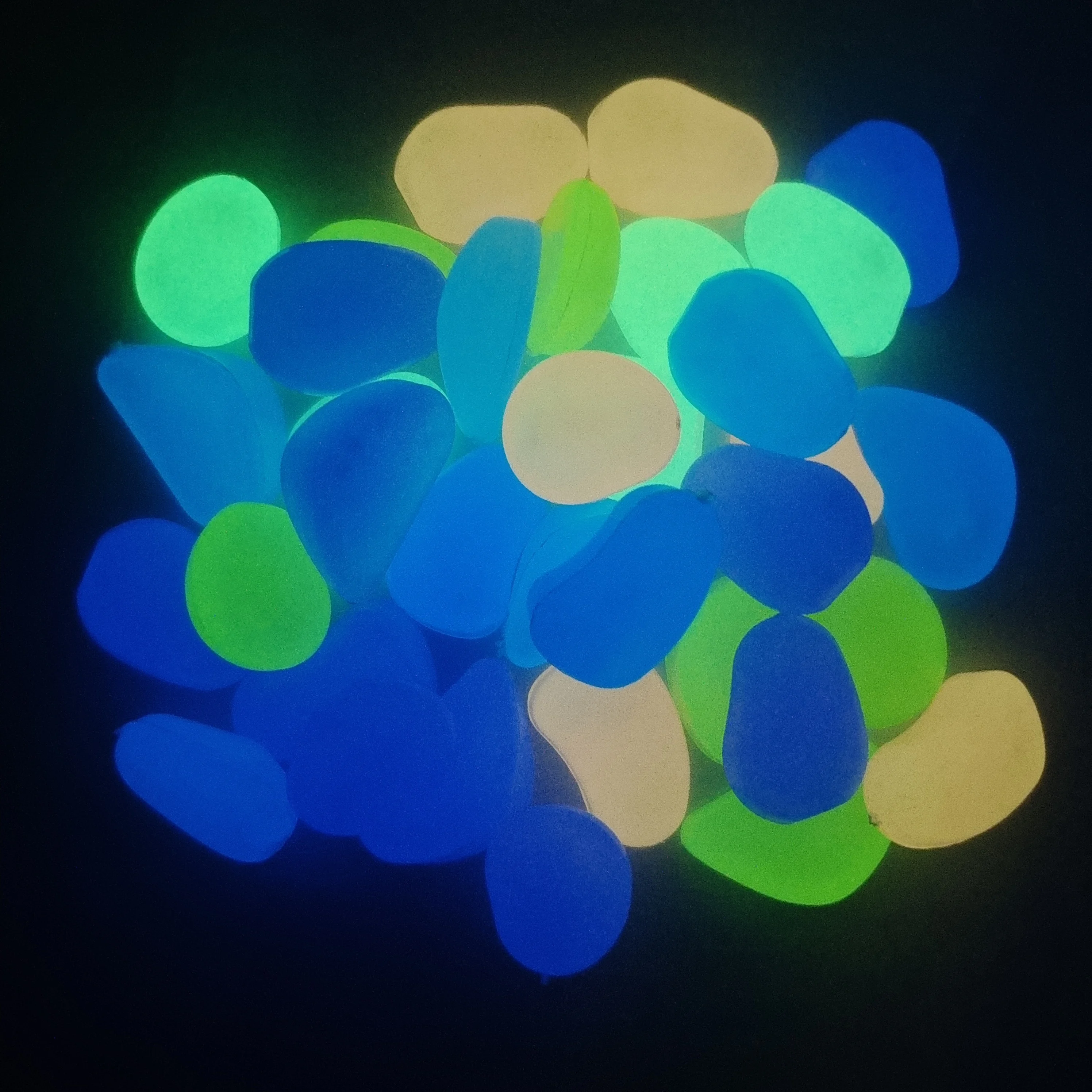 Luminous Stones Glowing in the Dark Lighting Cobbles for Garden Landscape Aquarium Decorations Paving Pebbles Fluorescent Stones
