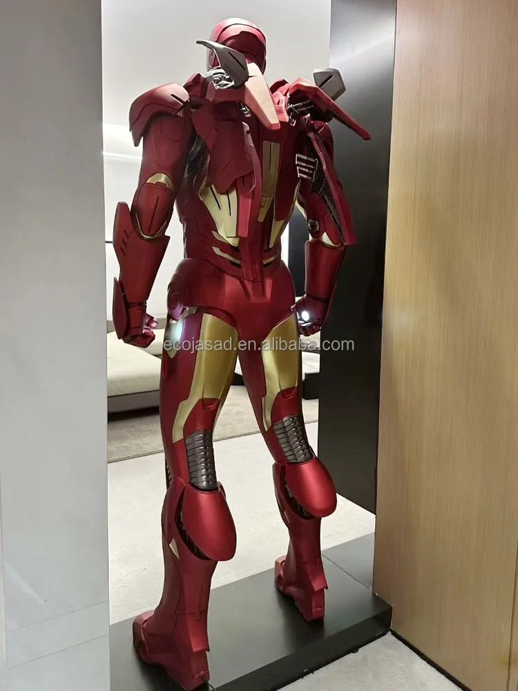 Outdoor Indoor Decoration Life Size Resin Marvel Hero Sculpture