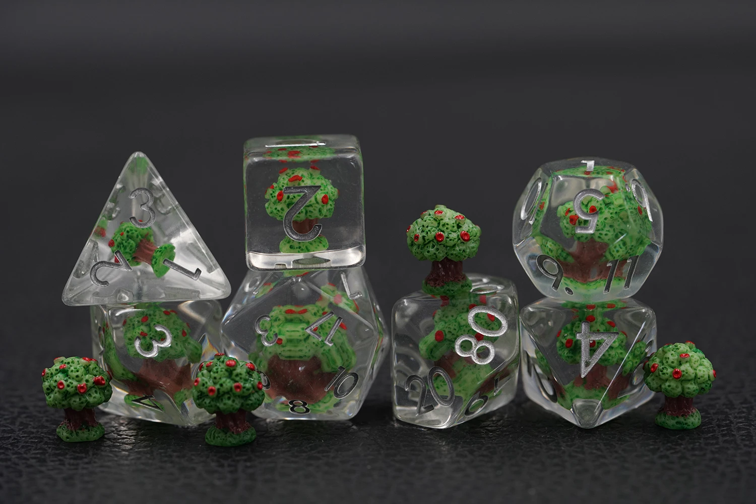 New Round Corner Dnd Dice Set Handmade Role Playing Apple Tree Inclusion Transparent Soft Edge Polyhedron Dice factory