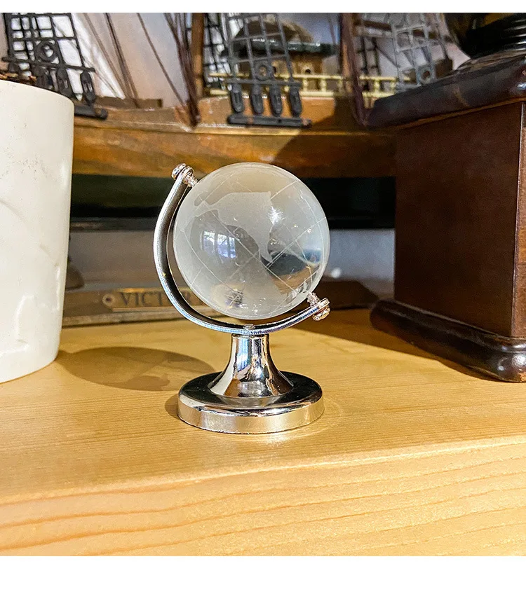 Hot Selling Customized K9 Rotating Crystal Ball Desktop Ornaments Glass Earth Globe