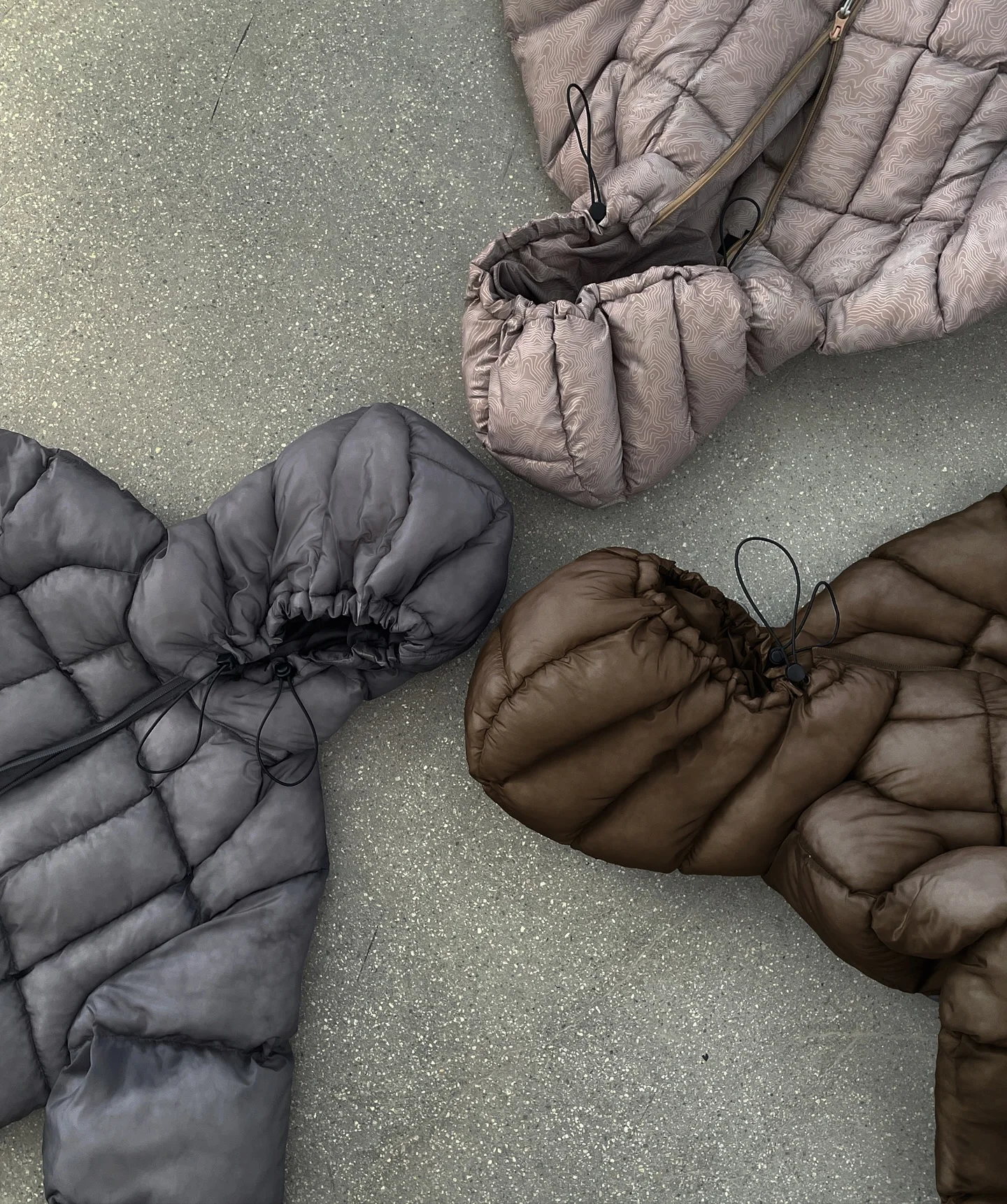 Gray Custom High Quality Soft Jacket Blank Duck Coat Waterproof Winter Puffer Jacket Zip up Streetwear Puffy Puffer Jacket gallery 4