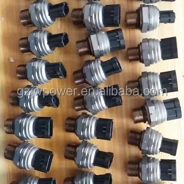 4703324 4436271 Oil Pressure Sensor for Hitachi Excavators