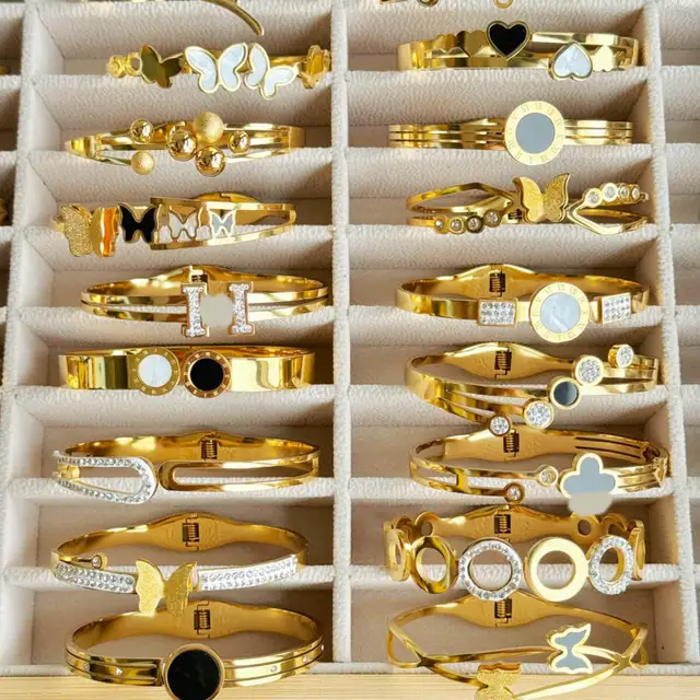 18k Gold Plated Crystal Bracelets for Women Non-fading Clover Bangles Bijoux en acier inoxydable stainless steel bracelet