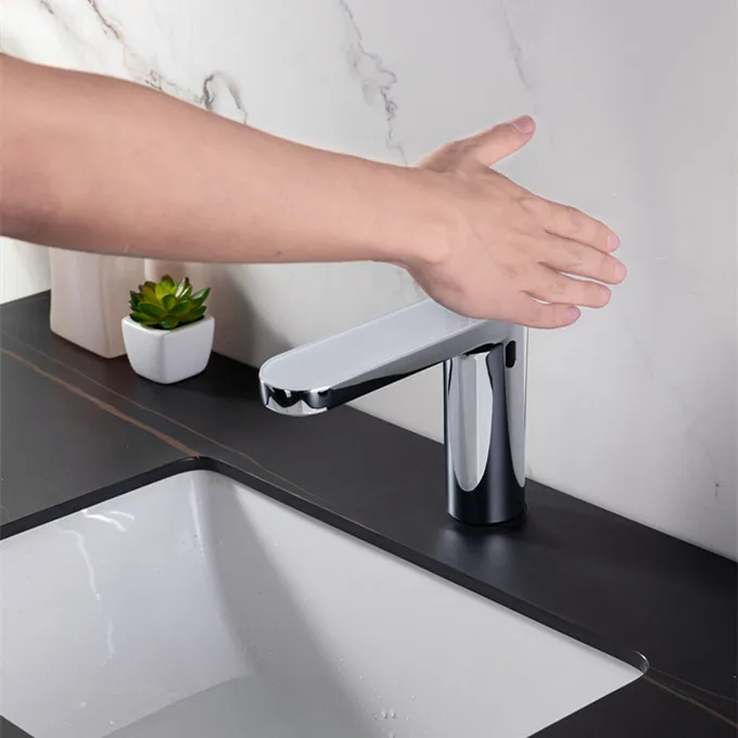 SUNDREAM Desk Mounted Touchless Sensor Water Saving Tap with Automatic Sensor Bathroom Smart Faucet