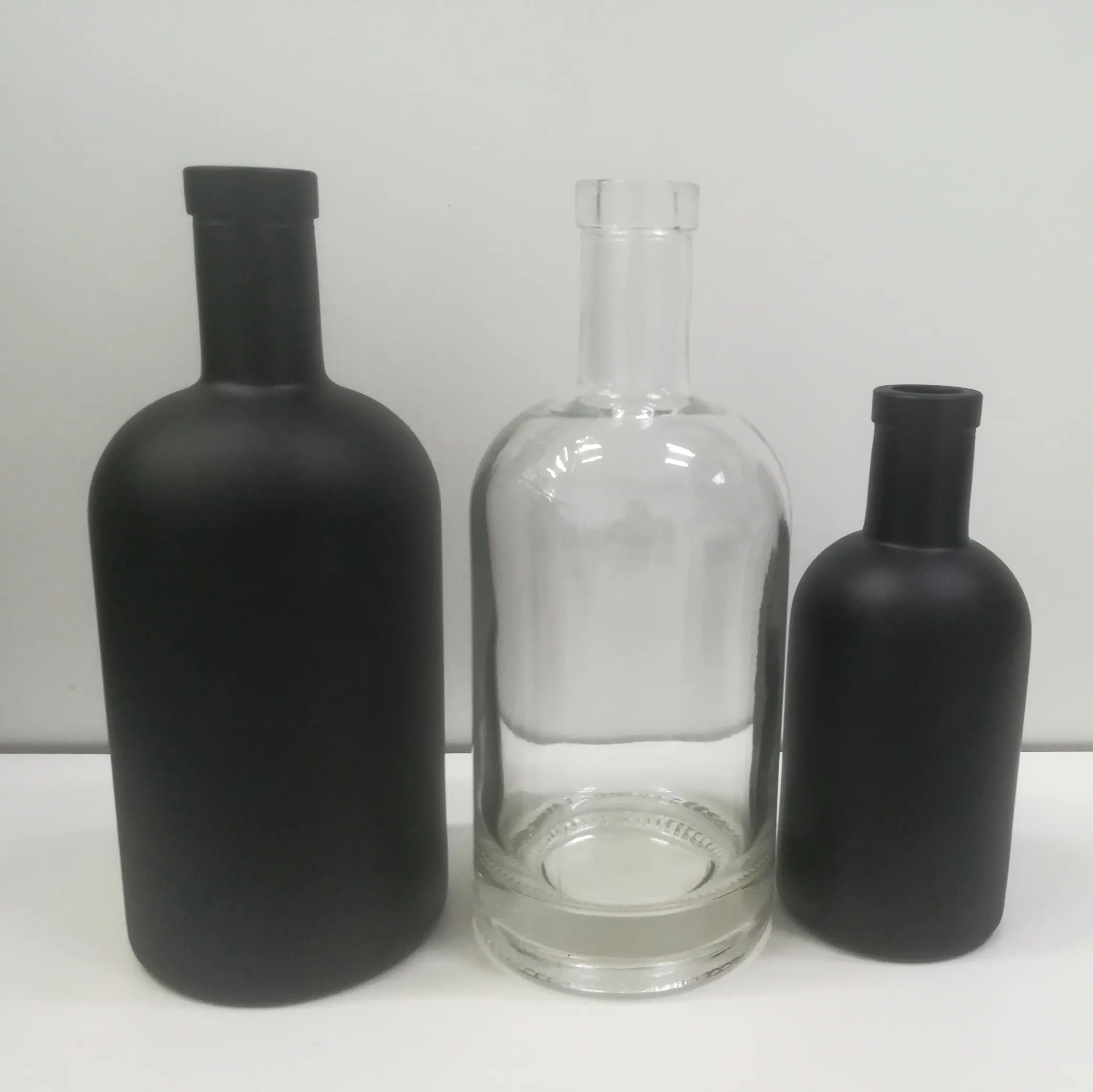 Wholesale Custom Empty Clear Black Glass Bottle 200ml Wine/oil/juice