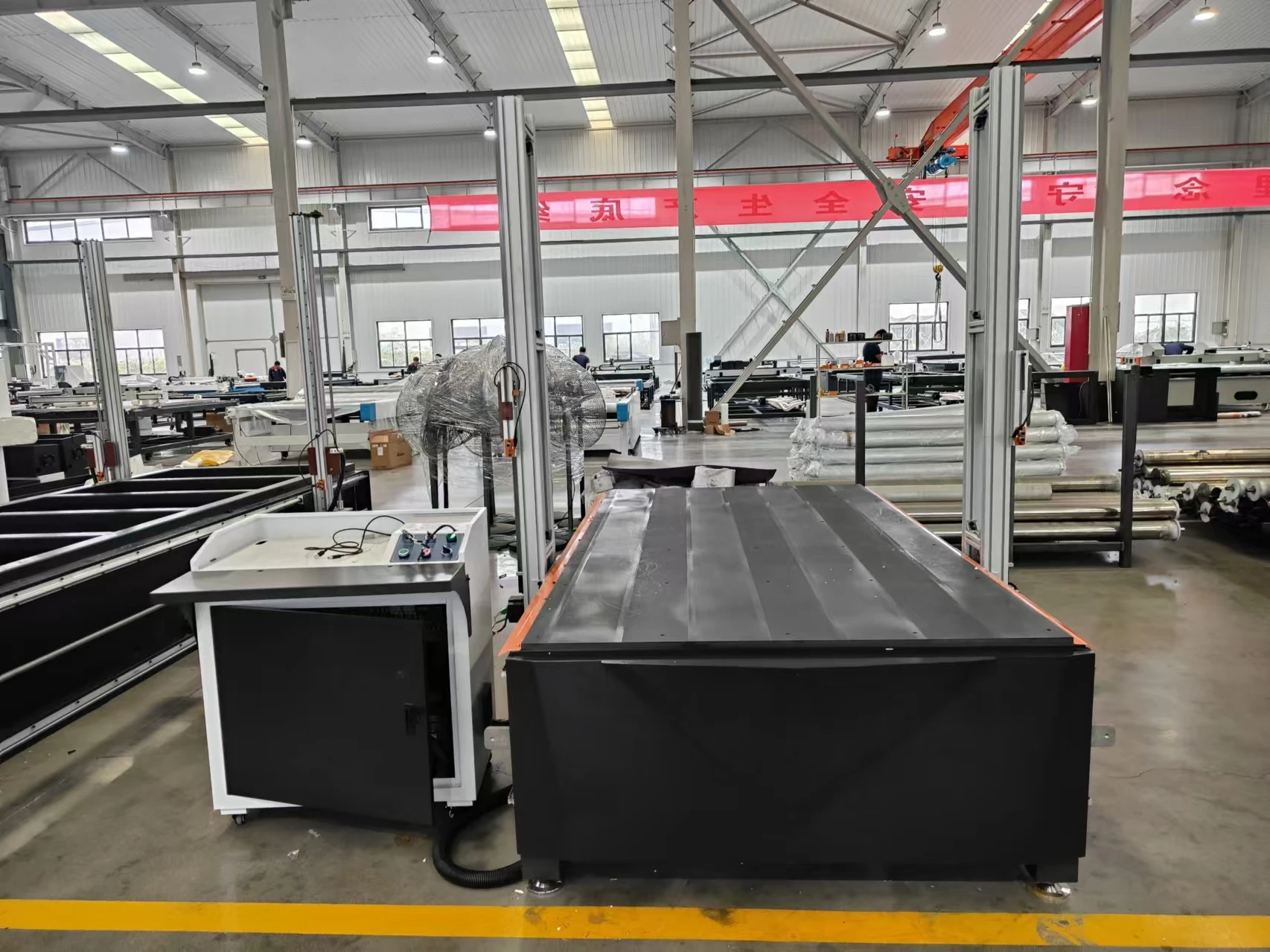 4 Axis CNC Foam Cutter for Styrofoam Automatic EPS Foam Cutting Machine with Core Engine & Motor 3 Axis Hot Wire