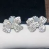 E2916 white gold