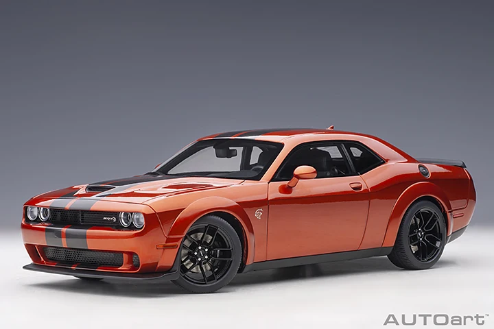 Autoart 1:18 DODGE CHALLENGER SRT HELLCAT WIDEBODY 2018 car model  simulation alloy