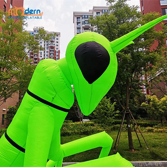 Event Nightclub Jungle Forest Theme Decorative Inflatable Grasshopper Cartoon Balloon 210D Oxford Cloth 16-color RGB LED Light