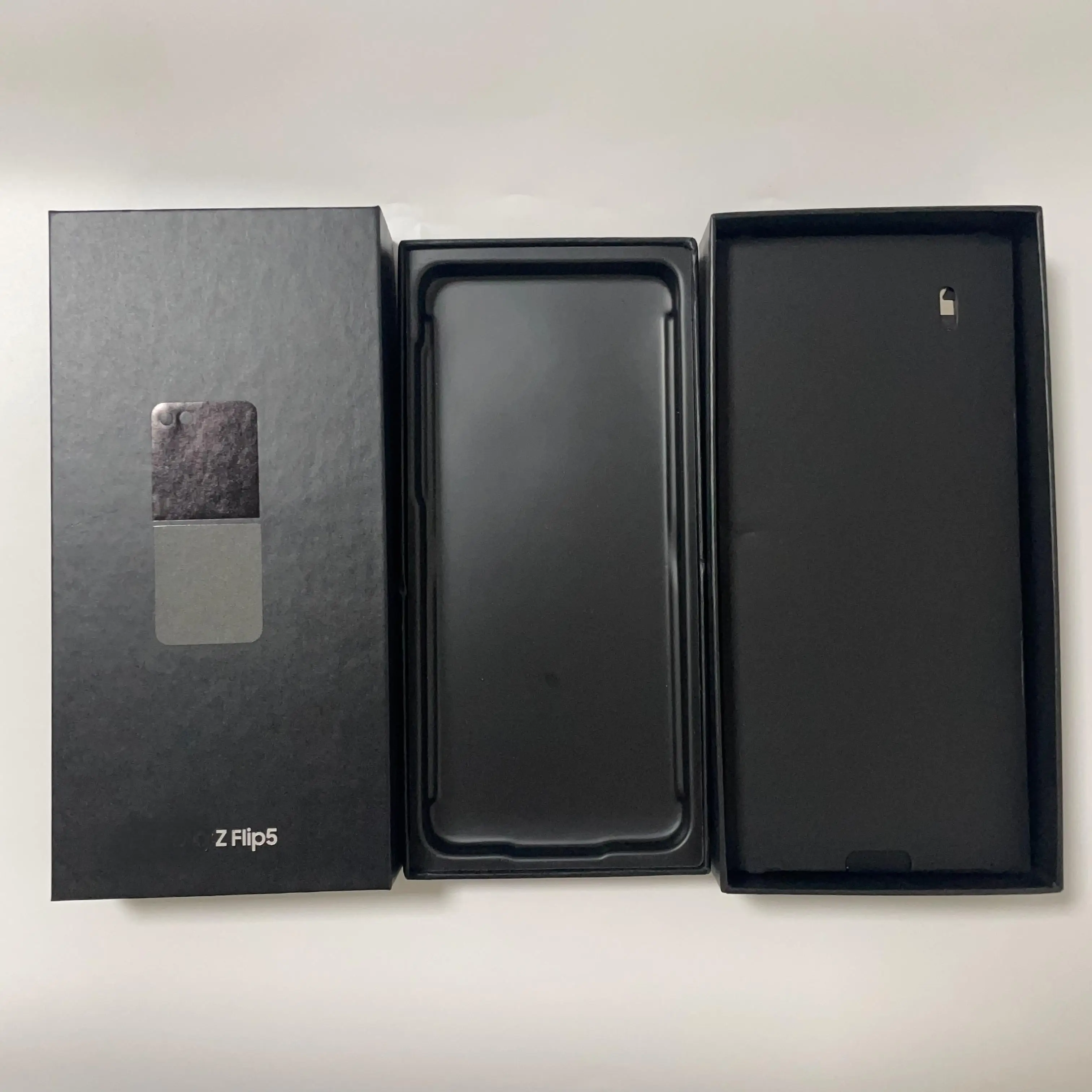 Samsung Galaxy Z Fold/flip Boxes - Secure & Stylish Packing