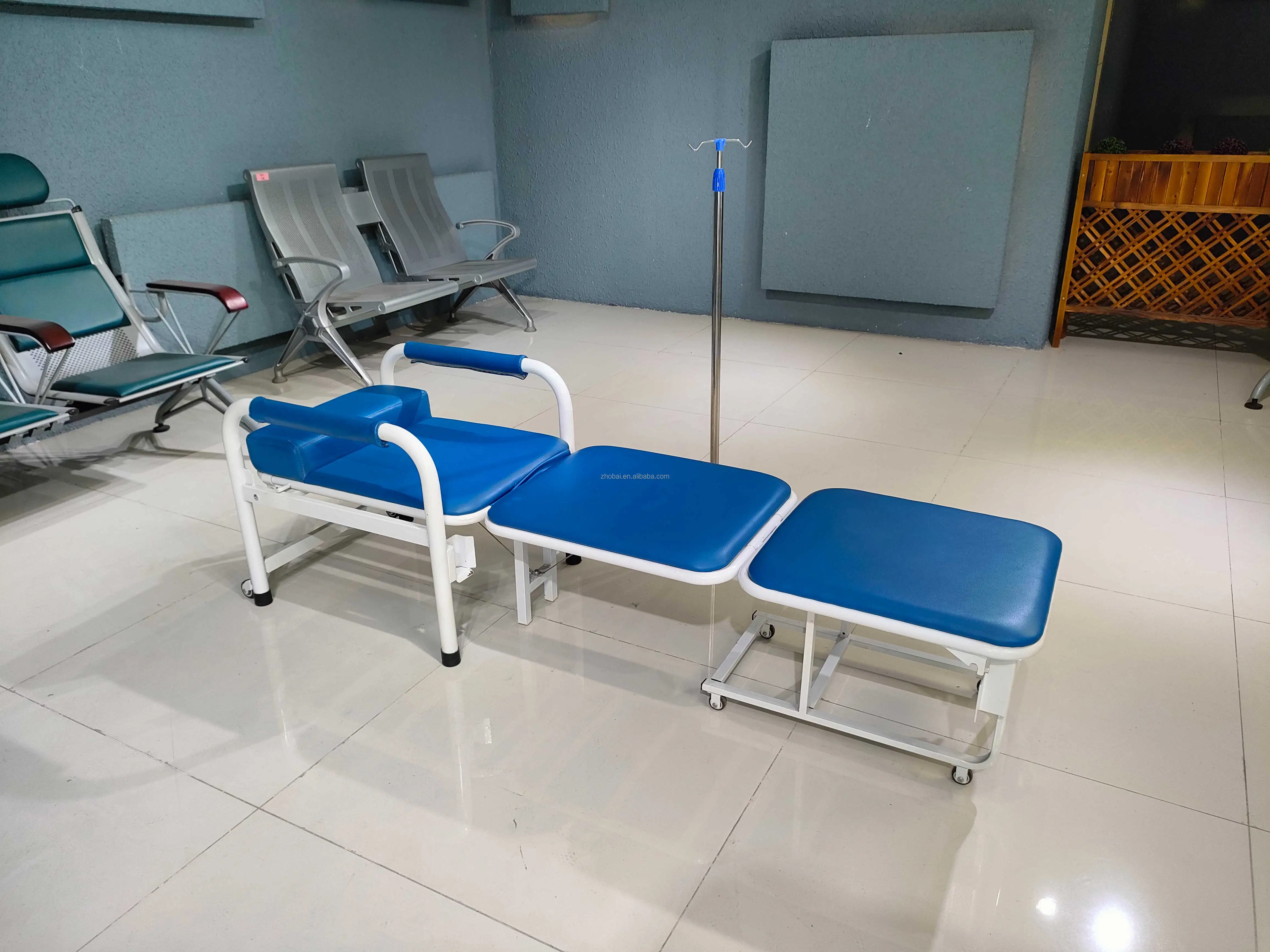 Dual-Purpose Adjustable Portable Folding Hospital Care Bed Chair Multifunctional Medical Nursing Outpatient Chair Living Room 3