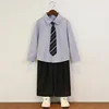 camisa + pantalón + corbata