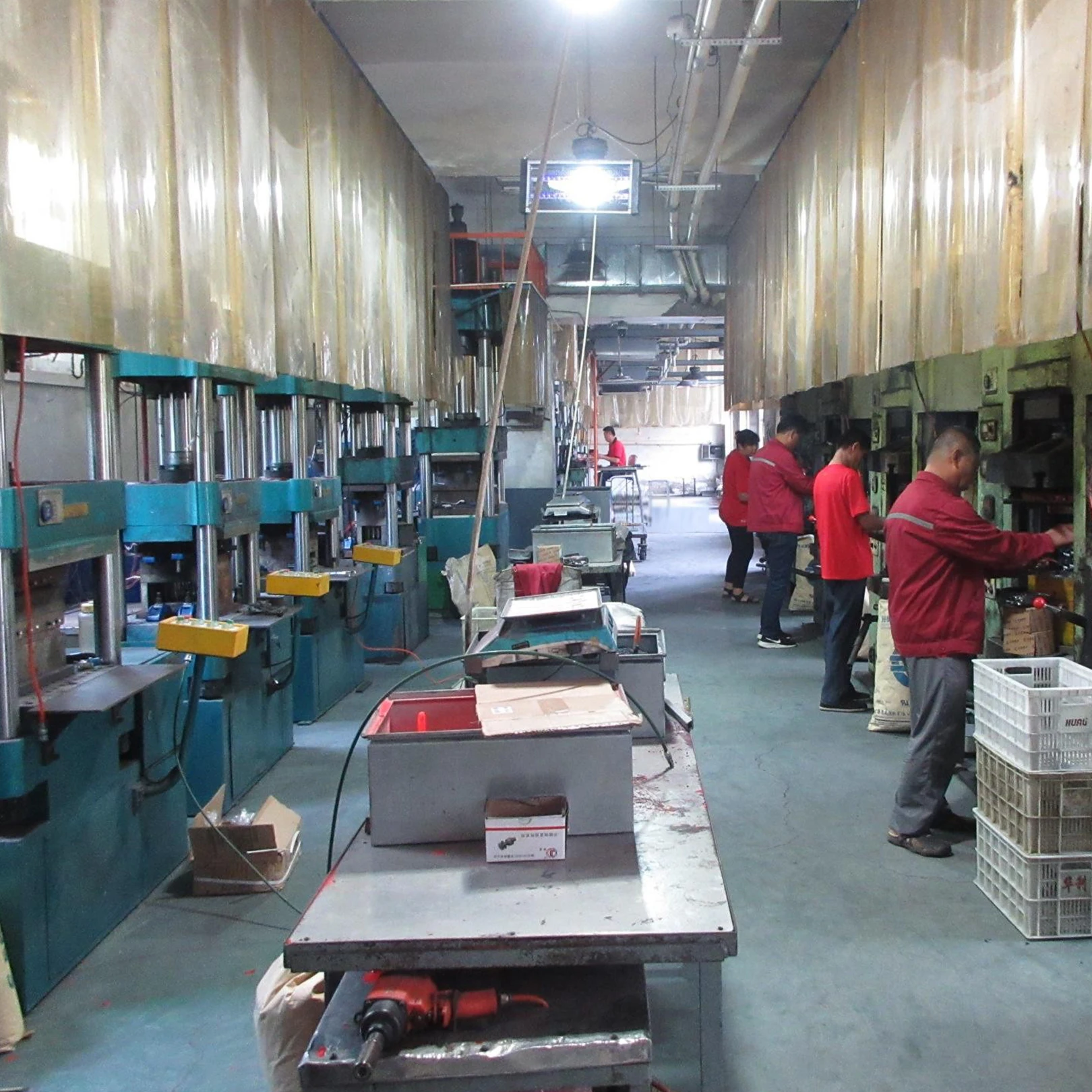 Hebei Huali Machinery Accessories Co., Ltd. 1