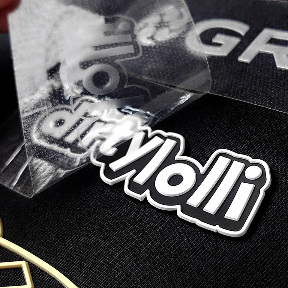 Silver Glossy Silicon Patch Customized 3D Embossed LOGO Heat Transfer on Garment Rubber Clothing Tags Special Shape