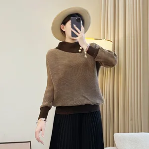 High-End Women's Gold Velvet Long-Sleeved Pullover Sweater Autumn Winter Retro Contrast Button Design Miyake Blouse Shirt