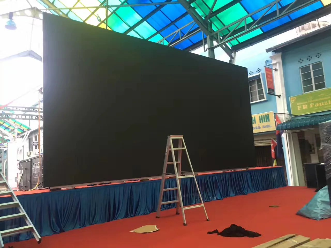 Aluminium Rental LED Display Empty Cabinet P4 P2 Frame Outdoor Module 256*128 512*512 LED Wall Panel Display supplier