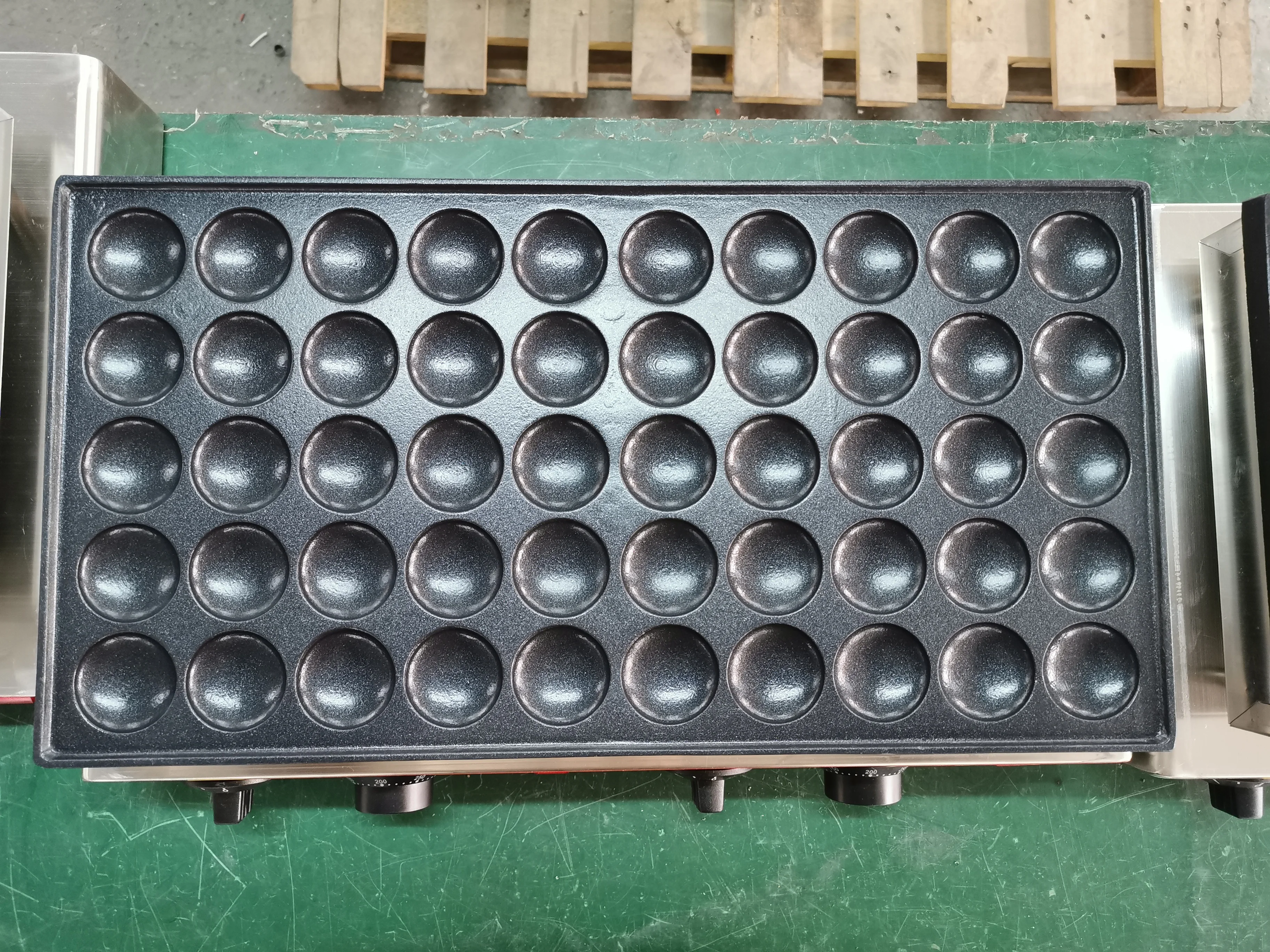 Мини-машина для приготовления блинчиков 50 отверстий