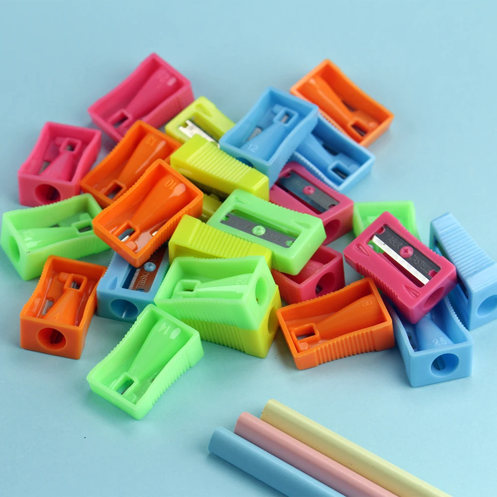 Macaron Color Small Portable Screw-free Integrated Hand-held Pencil Sharpener