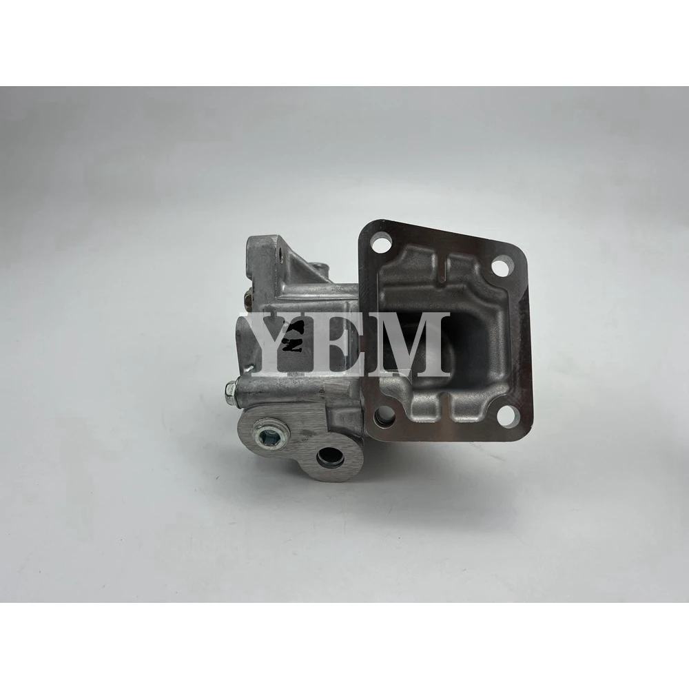 High Quality D1803 Water Flange 1G790-72704 Fit for Kubota D1803 Engine. 5