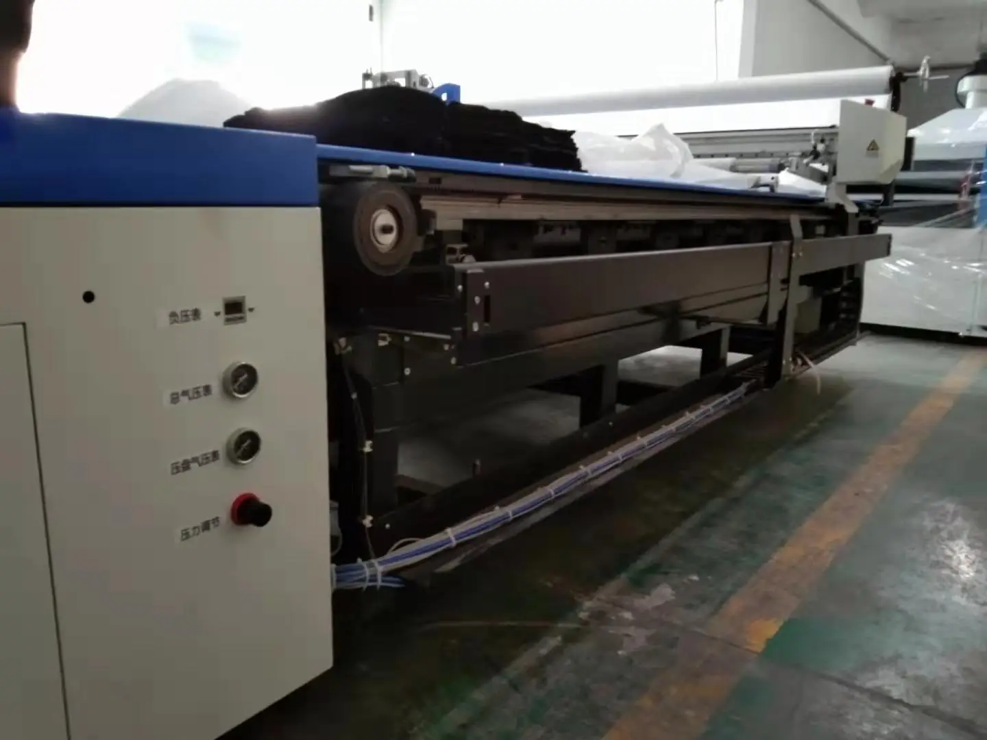 Yalis Intelligent Auto Computerized Cutter with New Motor and Engine Pump Core Components
