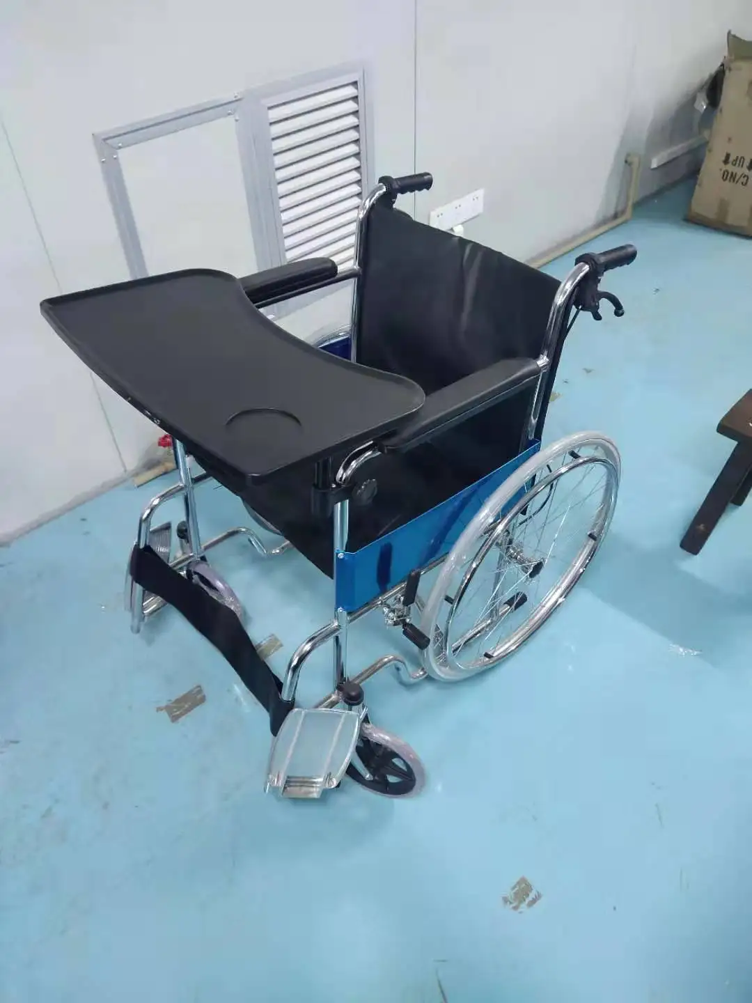 Wholesalers Steel Wheelchair - Lightweight Handicapped